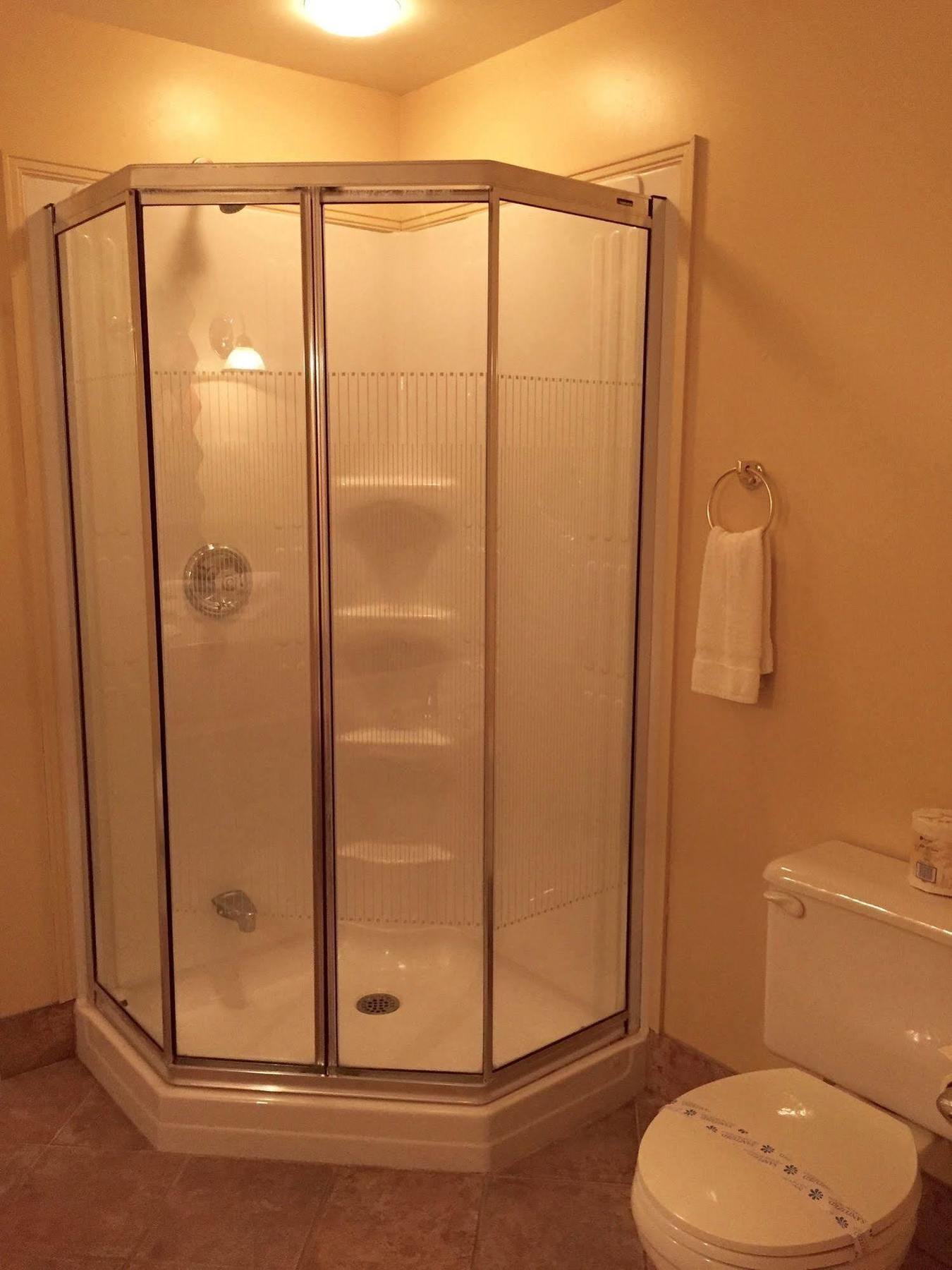 The Annex Room Suites สตราตฟอร์ด ภายนอก รูปภาพ